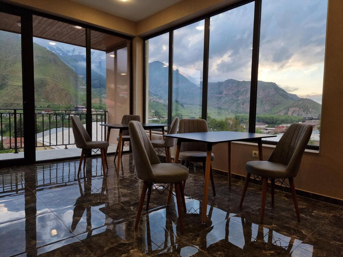 Hotel Sweet Night Kazbegi Ngoại thất bức ảnh