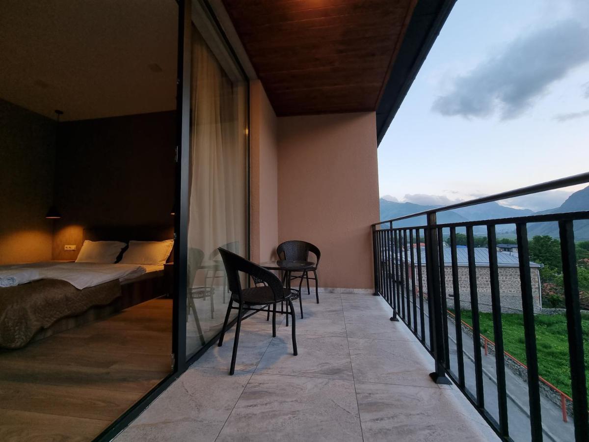 Hotel Sweet Night Kazbegi Ngoại thất bức ảnh