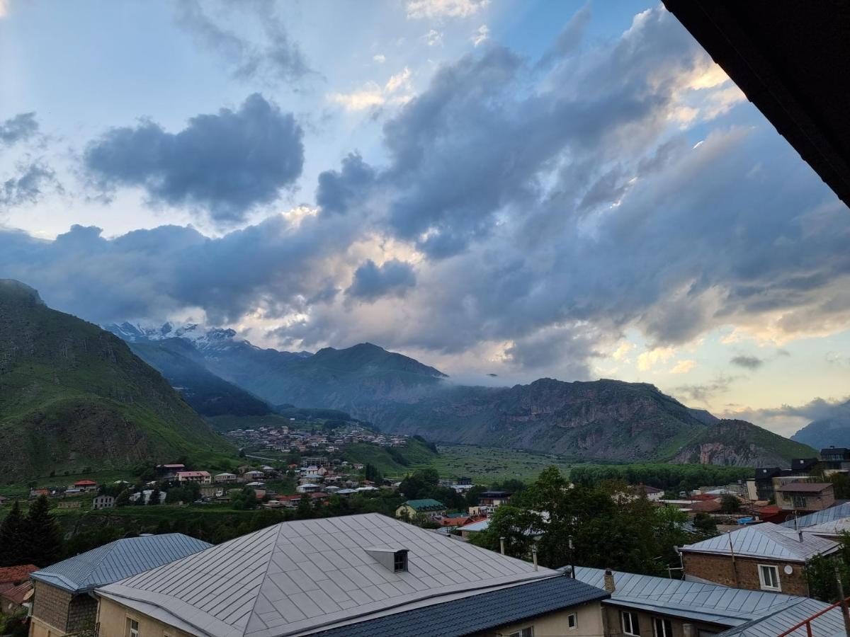 Hotel Sweet Night Kazbegi Ngoại thất bức ảnh