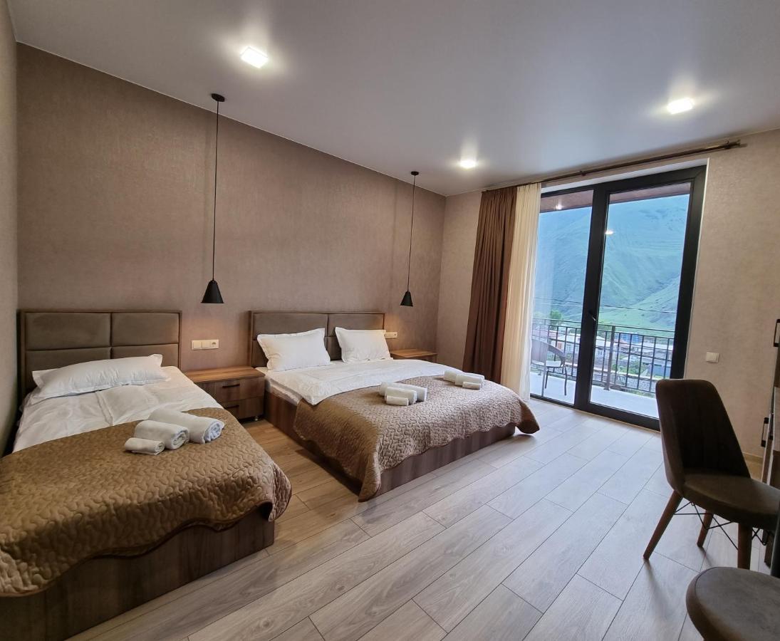 Hotel Sweet Night Kazbegi Ngoại thất bức ảnh