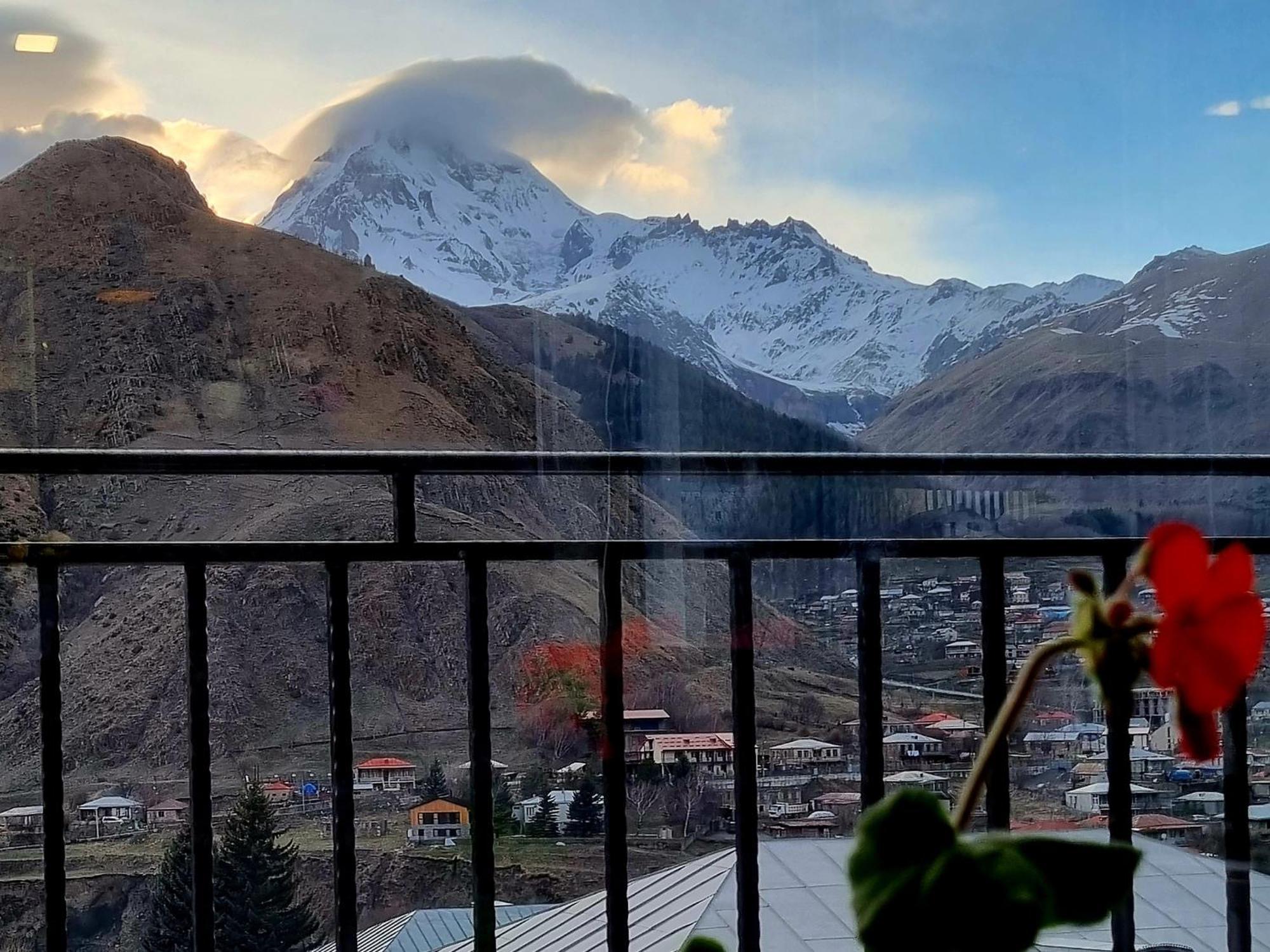 Hotel Sweet Night Kazbegi Phòng bức ảnh
