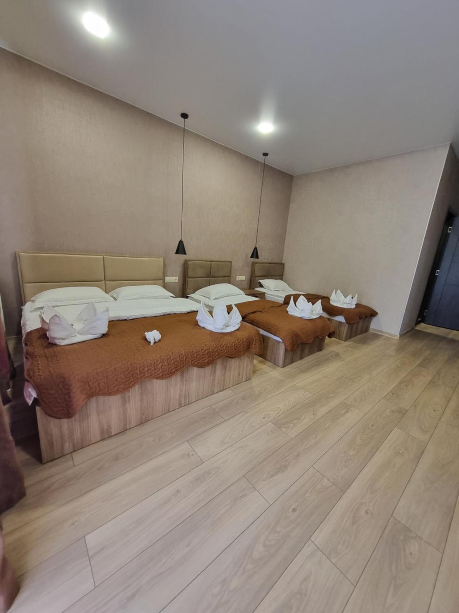 Hotel Sweet Night Kazbegi Ngoại thất bức ảnh