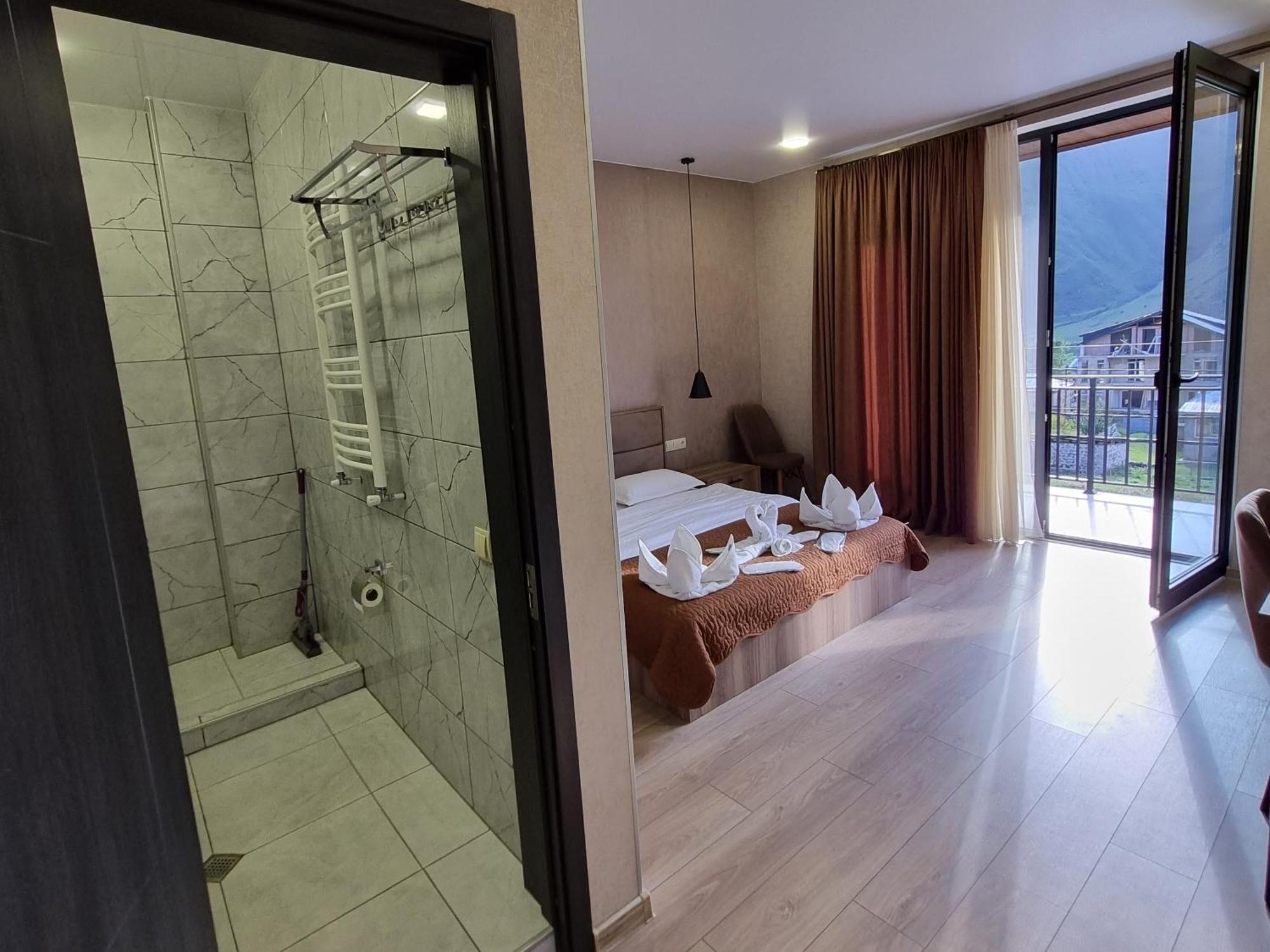 Hotel Sweet Night Kazbegi Phòng bức ảnh